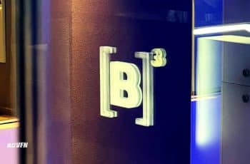 Ibovespa fecha em queda moderada com cautela global, ruído político nos EUA e atenção ao setor financeiro no Brasil