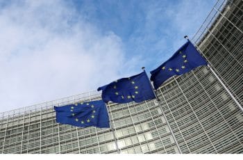PIB da zona do euro cresce 0,3% no 4º tri de 2025 ante 3º tri, aponta preliminar