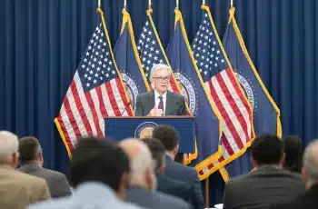 Dólar encerra estável a R$ 5,37 após tensões entre Trump e o Federal Reserve 8 Dólar fecha estável com pressão de Trump contra o Banco Central dos EUA