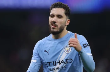 Rayan Cherki considera Cristiano Ronaldo como o melhor jogador da história do futebol 2 Rayan Cherki cite une légende des Merengue comme meilleur joueur de l'histoire