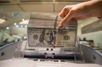 Dólar fecha em queda e vai a R$ 5,15 em dia mais favorável a moedas emergentes | Finanças