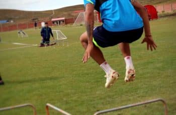 El carmesí va en busca del desquite