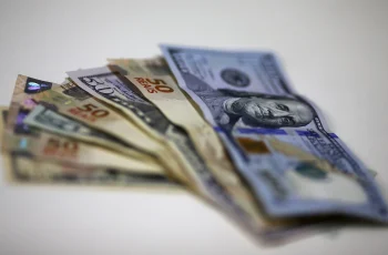 Dólar recua 1,43% e fecha a R$ 3,7542 nesta quinta-feira 2 Dólar fecha em queda e Bolsa bate recorde pelo segundo dia consecutivo