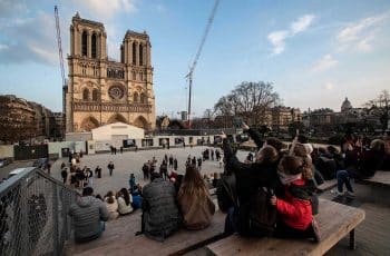 Desemprego em França atinge 7,9% em dezembro de 2025, maior nível desde 2021