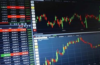 Ibovespa fecha a semana em queda, mas mantém alta no mês