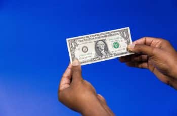 Dólar e Bolsa hoje (26); acompanhe as cotações - 26/03/2026 - Economia