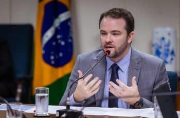 Governo Federal oferece subsidio parcial a diesel e estados e DF resistem – Folha Piauí