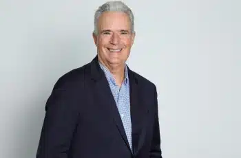 PIB do Brasil cresce 2,3% em 2025, enquanto investimento publicitário avança 10% para R$ 28,9 bilhões, segundo CENP-Meios 11 Mercado publicitário brasileiro desafia o PIB e cresce 10% em 2025, atingindo R$ 28,9 bilhões