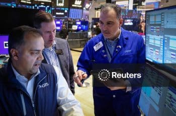 Wall St fecha em alta com esperança em resolução da guerra no Irã compensando temores de inflação - Economia