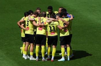 Wellington Phoenix Enfrenta Adelaide United em Desafio na A-League com Novas Ausências e Retornos na Escalação 2 Isuzu UTE A-League Round 20 Match Preview