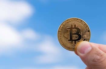 Governo da Argentina corta burocracia e consolida regras para corretoras de criptomoedas