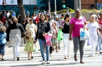 Desemprego sobe para 5,8%, mas é o menor para o trimestre