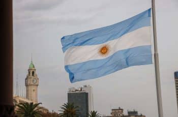 PIB da Argentina registra alta de 4,4% em 2025