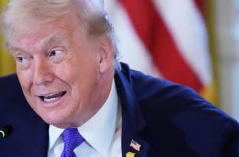 Petróleo Brent alcança US$ 119 por barril, com alta de 29% a 31% devido a tensões no estreito de Ormuz 1 Apelo de Trump por segurança no estreito de Ormuz é alvo de ironia iraniana