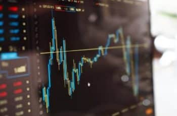 Mercados globais recuam com tensão no Oriente Médio, Ásia reage e Ibovespa fecha em queda
