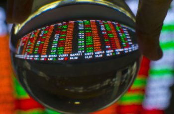 Ibovespa fecha em alta após Trump adiar ataque contra o Irã; dólar cai
