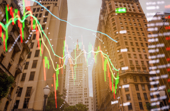 Mesmo com Cenário Turbulento, Ibovespa Fecha em Alta; Dólar Volta a Marcar R$ 5,16 
