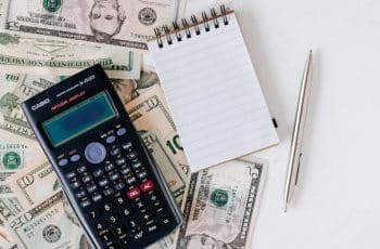 Preço do dólar sobe com tensão no Oriente Médio