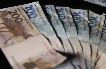 PIB de 2025 deve crescer 2,3%, segundo estimativas do governo e do Banco Central 7 IBGE divulga PIB nesta terça (3) com previsão de desaceleração