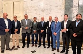 Reunião no governo estadual reforça união de lideranças na defesa das receitas do petróleo