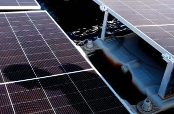Energia solar em Itaipu pode abrir caminho para dobrar a capacidade da usina