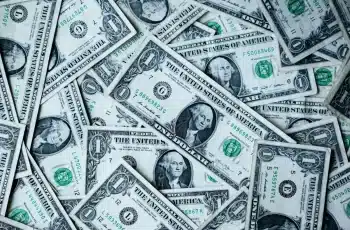 Dólar encerra estável a R$ 4,97 após oscilações em meio a incertezas econômicas 10 Dólar fecha estável aos R$ 4,97 em dia de incerteza sobre guerra do Irã - Times Brasil