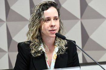 Nova secretária de Política Econômica da Fazenda defende corte da Selic