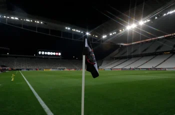 Corinthians enfrenta Palmeiras em dérbi decisivo pela 11ª rodada do Brasileirão 2 Corinthians x Palmeiras no Brasileirão: onde assistir, horário e escalações