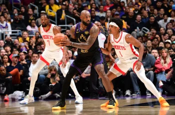 Lakers Dominam Rockets e LeBron James Brilha em Início dos Playoffs da NBA 2026 13 Download app from appStore