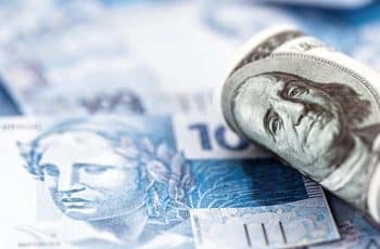 Salário de comandante em dólar deve seguir cotação da contratação