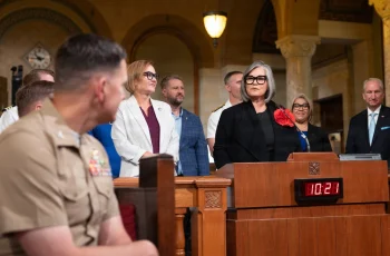Los Angeles City Council Celebrates 10 anos de Fleet Week com a Marinha dos EUA 11 LA City Council Presentation
