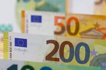 Preços do ouro hoje, 15 de maio: Ligeiramente mais baixos devido à alta do petróleo e do dólar americano.
