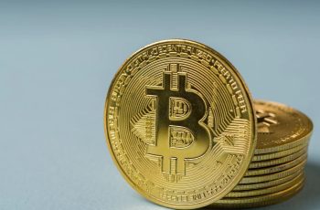 Bitcoin recua 0,36% e é cotado a US$ 98,2 mil após tensões comerciais entre EUA e China 4 Por que o bitcoin ainda não conseguiu voltar para os US$ 100 mil?