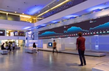Ibovespa Futuro tem leve baixa com foco na ata do Copom e balanços corporativos