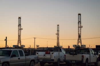 Petróleo Brent fecha em leve queda a US$ 110,40 por barril; WTI recua 1,69% para US$ 105,07 5 Petróleo brent fecha em queda após bater US$ 126, maior valor em 4 anos
