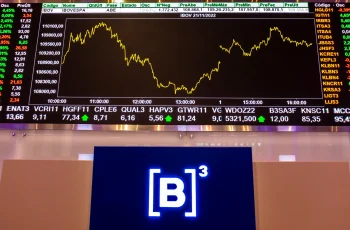 Ibovespa fecha em queda de 0,73%, aos 173.787,49 pontos, acumulando a sétima semana negativa seguida 3 Ibovespa tem pior mês desde 2023 com saída de estrangeiros; dólar fecha em alta