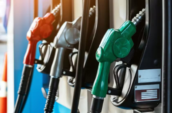 Petróleo Brent salta 30% e encerra a US$ 94,29 o barril após tensões no Estreito de Ormuz 7 Guerra no Oriente Médio Dispara Cotação do Petróleo