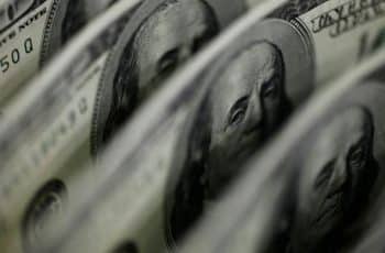 Dólar a R$ 4,89 e Ibovespa em queda: o que isso significa?