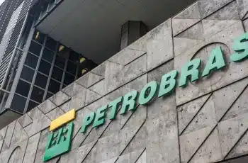 PETROBRAS REGISTRA QUEDA DE 7% NOS LUCROS