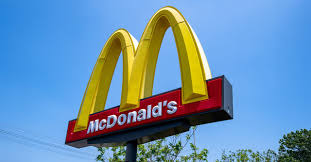 McDonald's lidera faturamento no setor de food service dos EUA com US$ 55 bilhões em 2023 1 mcdonald's