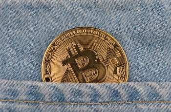 Petróleo WTI recua pressionado por aumento de oferta da OPEP+ e desaceleração da demanda global 9 Bitcoin volta a US$ 77.500 após queda do petróleo