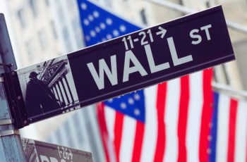 Bolsas de NY hoje: petróleo Brent recua, Trump suspende ataques ao Irã, Google e Blackstone criam empresa de IA