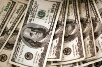 Dólar avança 0,89% e fecha a R$ 5,187, maior nível em quase três meses 1 Dólar sobe para R$ 5,18 e atinge maior cotação desde março