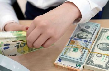 Dólar encerra cotação em 25.173 dongs após redução do Banco Central do Vietnã 5 Vietnam.vn - Nền tảng quảng bá Việt Nam