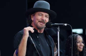 Venda de ingressos para o festival Best of Blues and Rock começa nesta segunda-feira em São Paulo 4 Eddie Vedder faz show no Best of Blues and Rock - 29/06/2026 - Shows