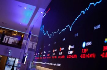 Ibovespa avança 0,87% e fecha a 171.990,20 pontos, superando 173 mil pontos durante o dia 1 Ibovespa avança com alívio na inflação