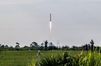 SpaceX launches Starlink mission from Cape Canaveral as stock trades on the Nasdaq for first time – Spaceflight Now