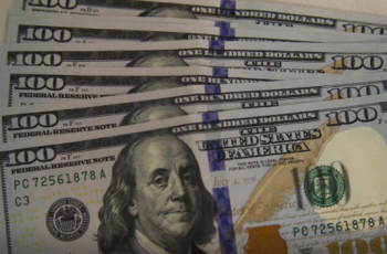 Dólar recua 1,37% e fecha a R$ 5,1010 com alívio nas tensões no Oriente Médio 3 Dólar cai 1,37% e Ibovespa sobe com alívio no Oriente Médio