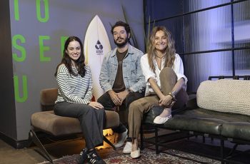 Suba amplia operações com foco em inteligência de dados e marketing de influência no Brasil 12 Da esq. à dir.: Giovanna Mazza, diretora de estratégia, Mailson Dutra, VP de data intelligence, e Fabiana Bruno, fundadora e CEO da Suba