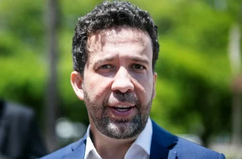 Juíza nega pedido de André Janones para remover conteúdo sobre sua suposta exclusão da OAB, mas TRE-MG determina a remoção da publicação nas redes sociais 2 Juíza nega pedido de Janones para remover post sobre exclusão da OAB